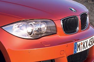 BMW 1er Coup�, K�hlergrill