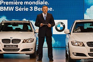 BMW Vorstandsvorsitzender Dr. Norbert Reithofer bei der BMW Presse-Konferenz auf dem Pariser Autosalon